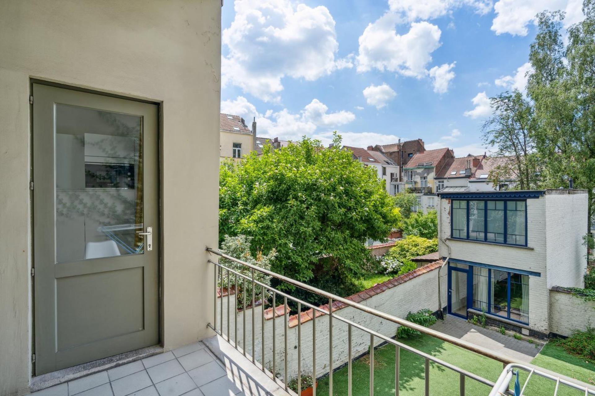 Apartment in Brussels, Degroux by Homenhancement SA Buitenkant foto