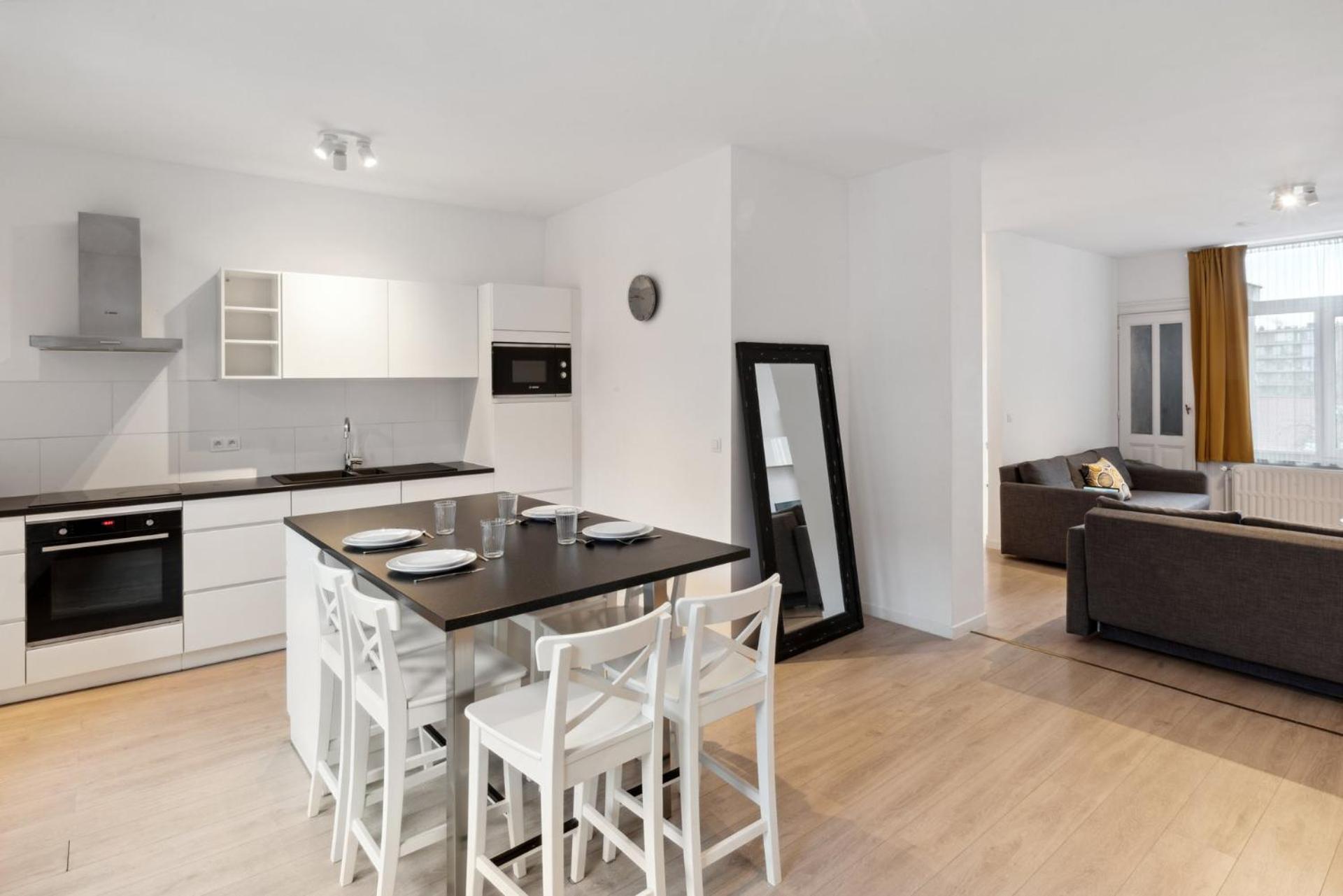 Apartment in Brussels, Degroux by Homenhancement SA Buitenkant foto